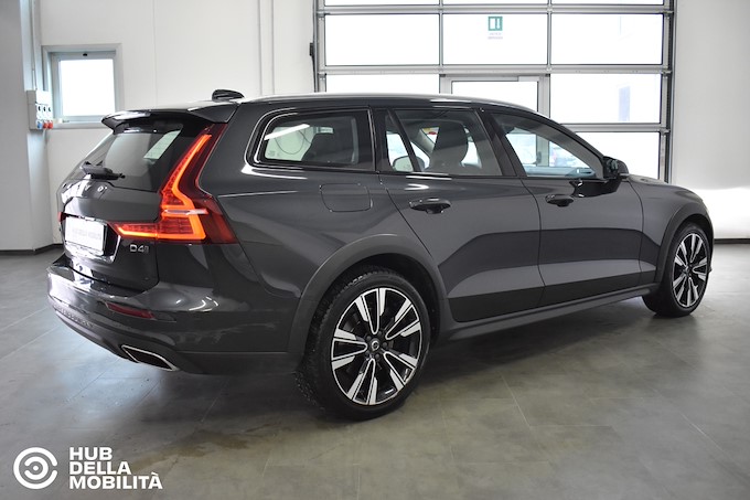 VOLVO V60 Cross Country D4 AWD Geartronic Pro